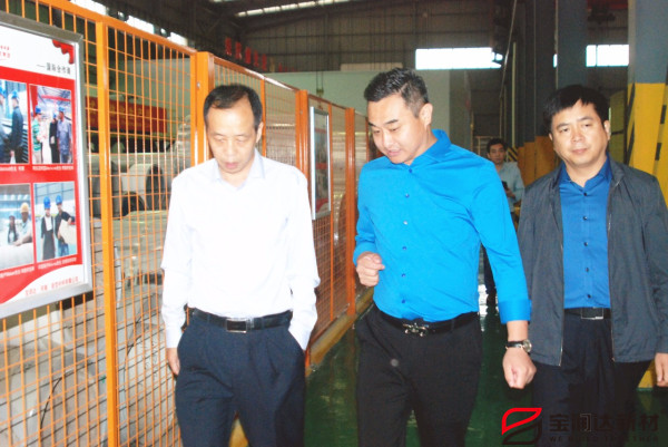 寶潤(rùn)達(dá)聚氨酯夾芯板 寶潤(rùn)達(dá)聚氨酯夾芯板